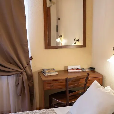 Otel Antica Casa Sanna