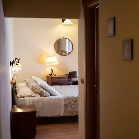 Antica Casa Sanna Otel 3*