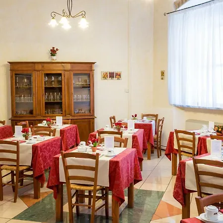Antica Casa Sanna Otel Guspini